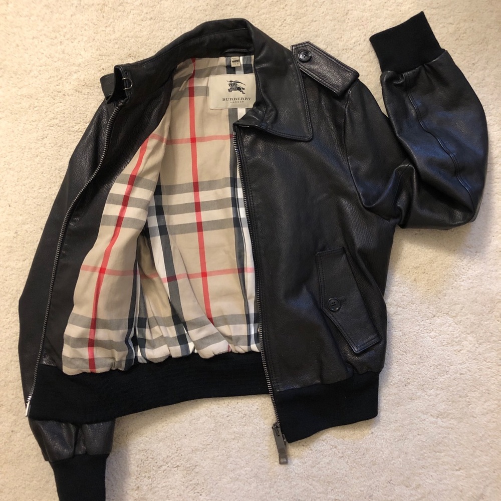 SOLD!Auth Burberry leather bomber jacket